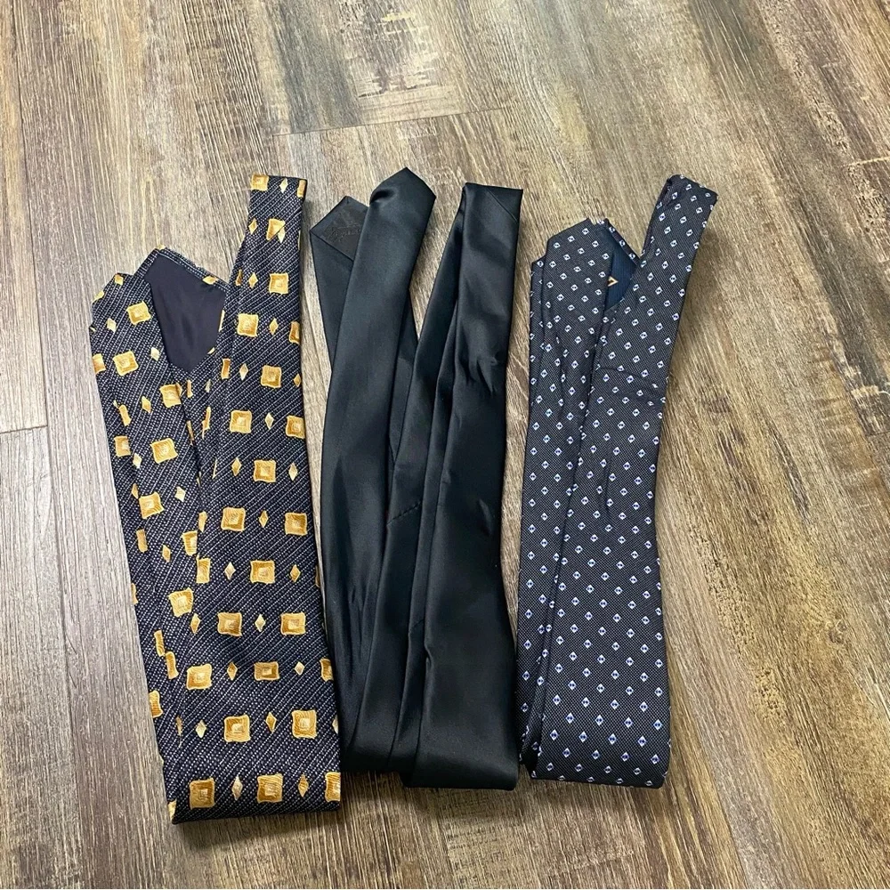 Elegant Black and Gold Men's Lot Ties Parisian Signature, QBrand, Joseph‎ Abboud